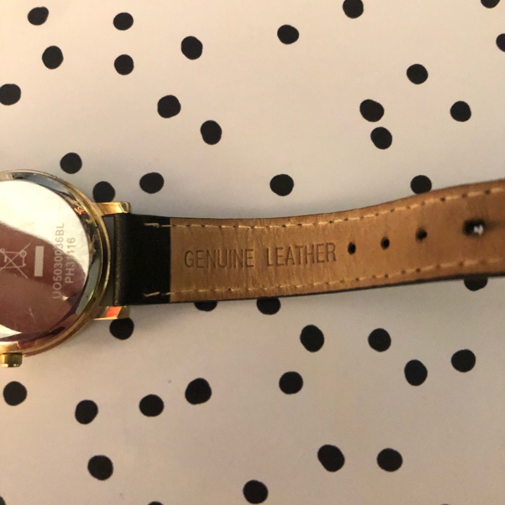 Watch - Picture 4 of 4